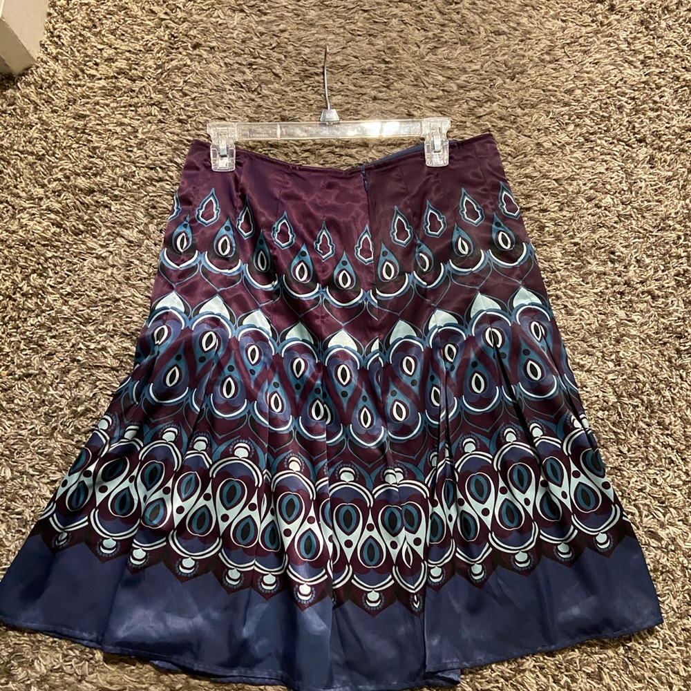Gorgeous peacock design midi skirt
